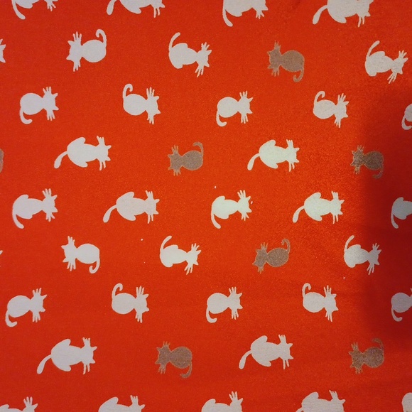 Cute tie back cat tank - Picture 2 of 5